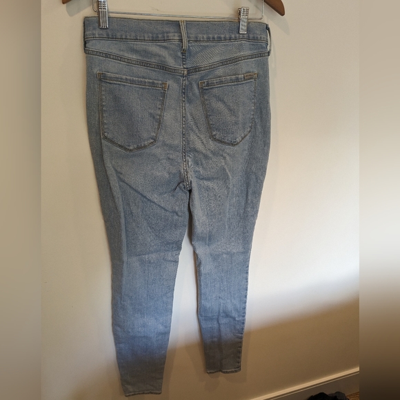 Eddie Bauer Slightly Curvy Highrise Skinny Jeans Size 8 tall - Picture 4 of 4